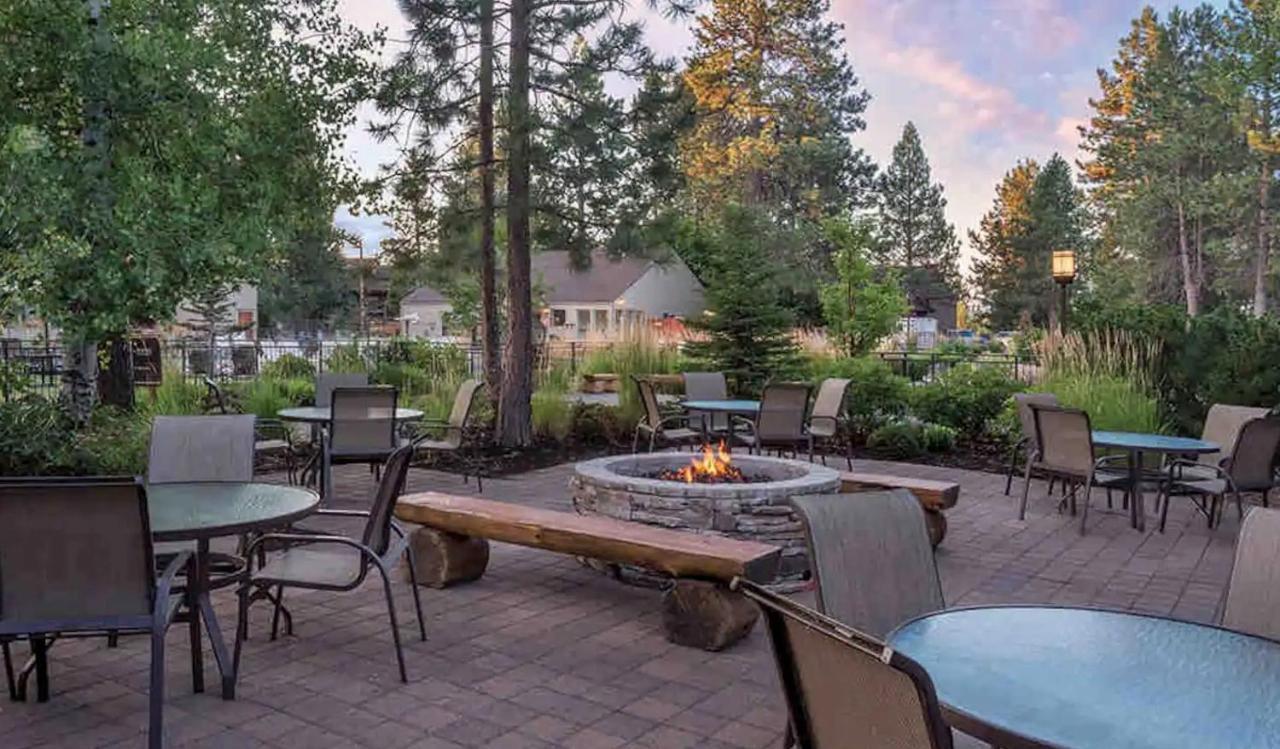 Seventh Mountain Resort Deschutes River Woods Exterior foto